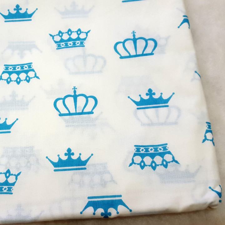 Ткань хлопок Короны голубые на белом